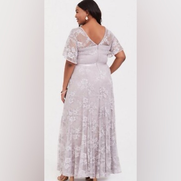 Special Occasion Lilac Purple Lace Gown - Picture 3 of 4